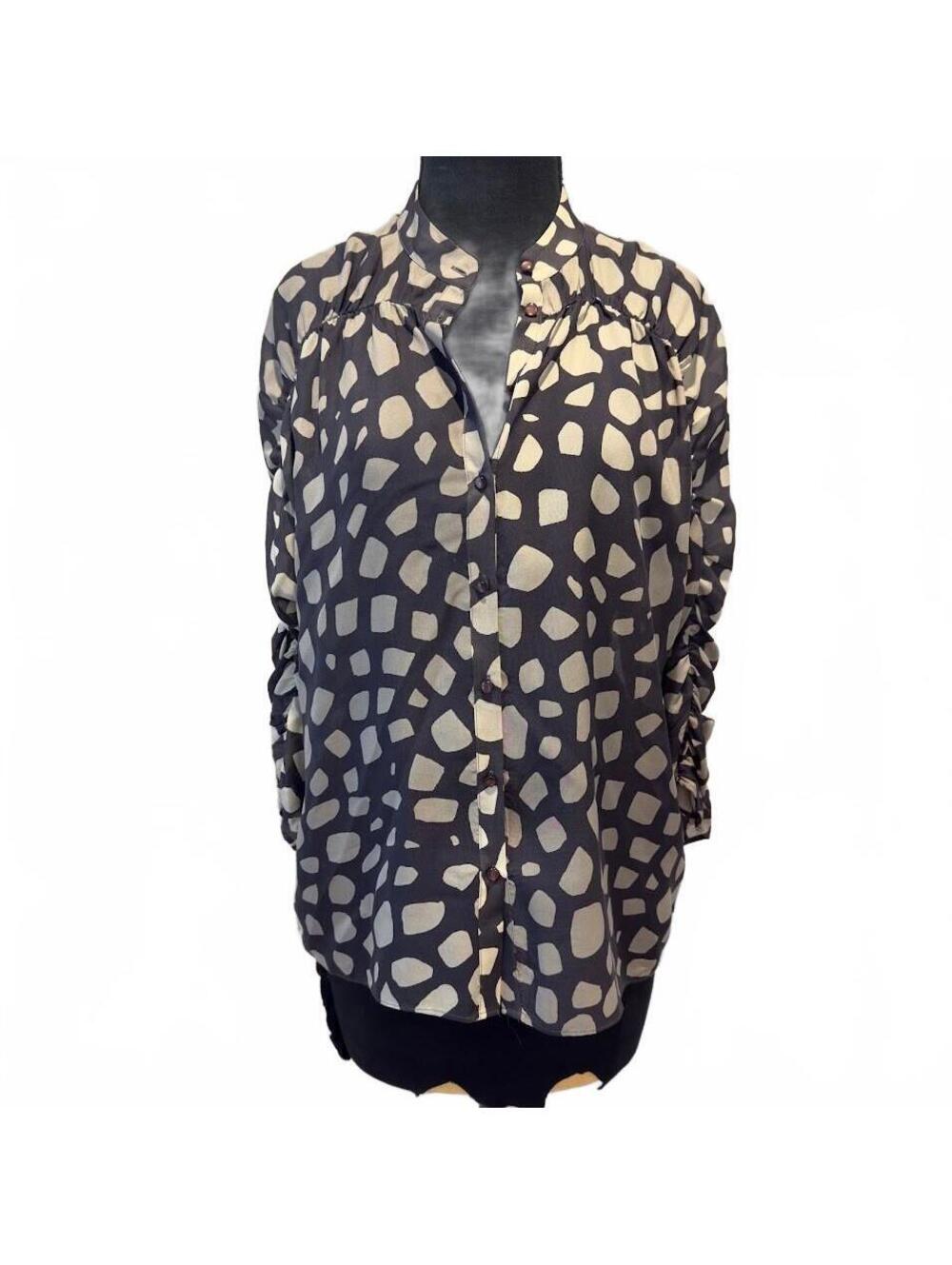 Club Monaco Women's Blue & Beige Abstract Print 100% Silk Button-Up Blouse